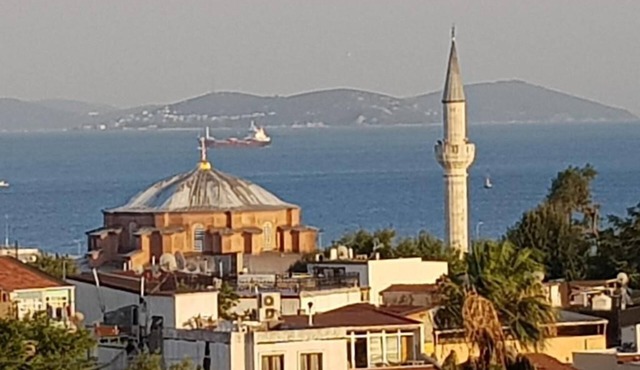 Comfort Family Room with Kichenette in Fatih