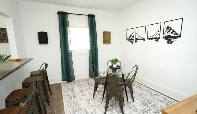 Comfortable 4BR Home Near Downtown Elyria in Elyria