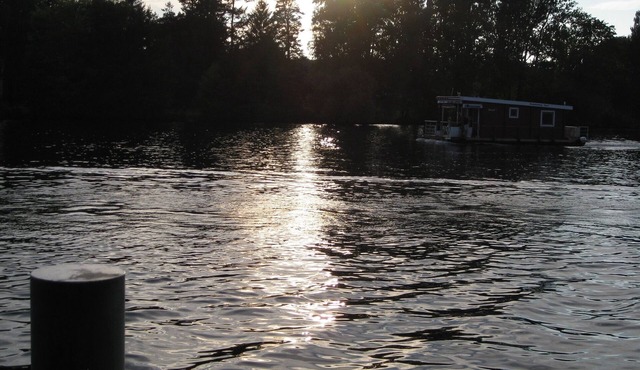Comfortable houseboat in Berlin and Brandenburg! With and without a driver's license ! in Berlin