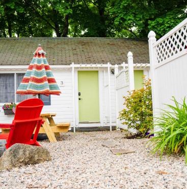 Cottage 3 - Queen and Full Beds Child Loft w 2 Twins Private Bath Kitchenette Pets Allowed Fee applies in Wolfeboro