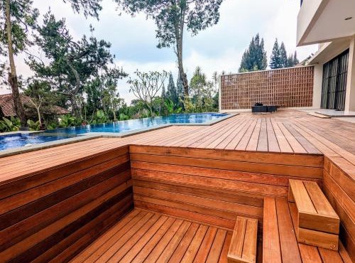 Cottonwood Exclusive Villa @Lembang Asri - Jacuzzi Playground Netflix Billyard in Lembang