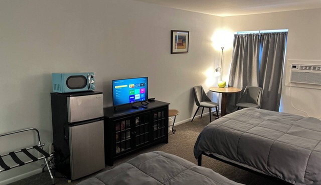 Cozy studio with Smart TV and WiFi in Fillmore. in Fillmore