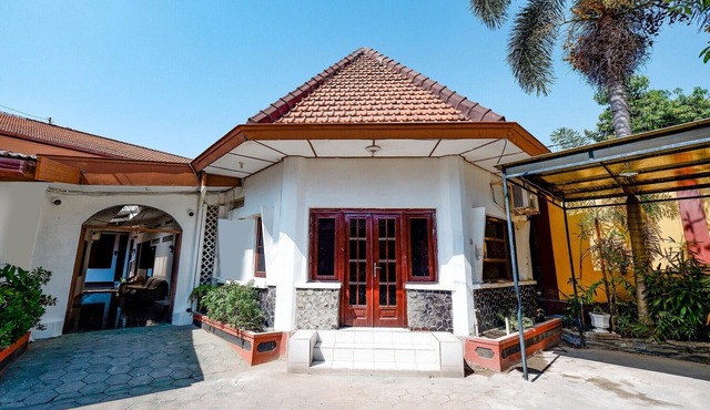 Cozy Twin Escape with Free WiFi and Parking in Solo