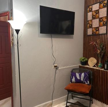 Cuarteria Negra Walking distance to Beach Restaurants Pool