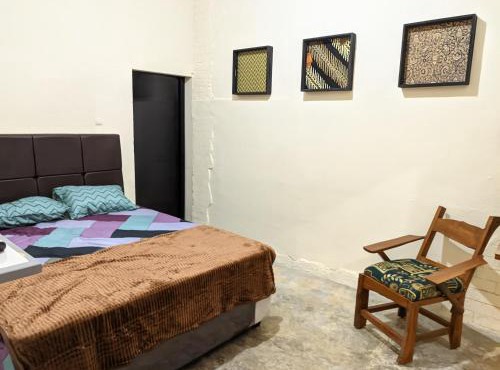 de Senthongs in Adi Sutjipto
