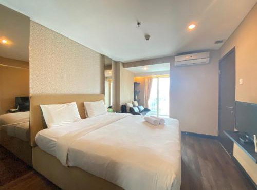 Deluxe & Well Appointed 2BR at El Royale Apartment By Travelio in Bandung