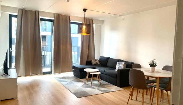 Demims Apartments Lillestrøm - Modern & Super Central - 10mins from Oslo S in Lillestrøm