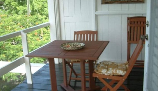 Falmouth Beach Apt. B2 - Cool View in St. Pauls