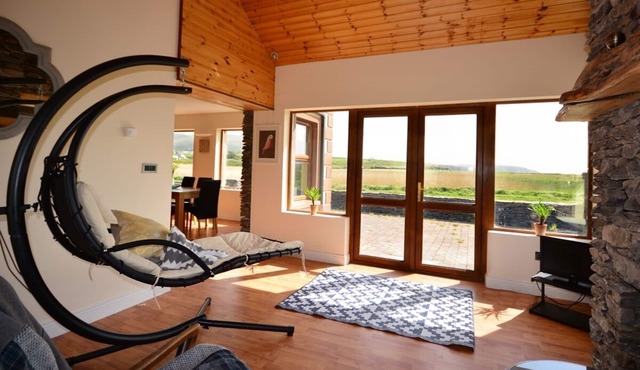 Feohanagh Sands 4 bedroom house VRBO in Dingle Peninsula