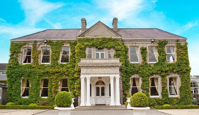 Finnstown Castle Hotel in Lucan