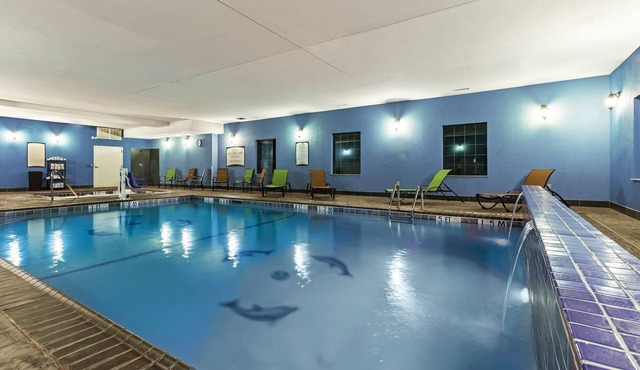 Free Daily Breakfast, Indoor Pool + Hot Tub Access in Amarillo