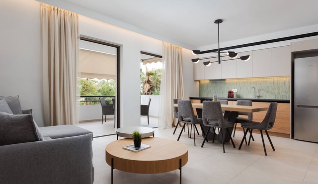 Glyfada Signature Apartment in Glyfada
