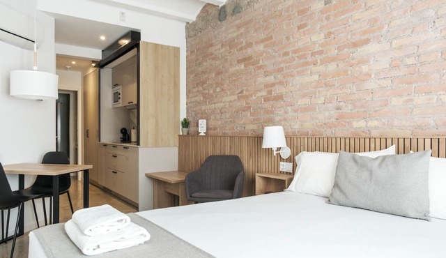 Guest Ready - Fira Barcelona Modern Studio in L'Hospitalet de Llobregat