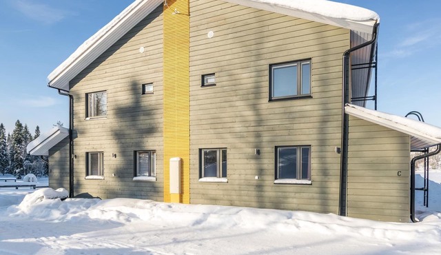 Hallan karhu c, paritalo by Interhome in Hyrynsalmi