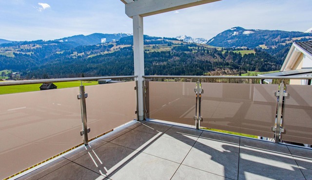 "Happy Aich 4" by Alpenidyll Apartments in Aich