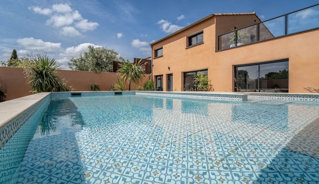 Holiday Home 'Villa Nina' with Mountain View, Wi-Fi and Air Conditioning in Mirepeisset