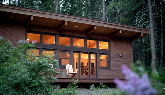 Horseman’s Hideaway 2 bedroom cabin - dogs welcome in Winthrop