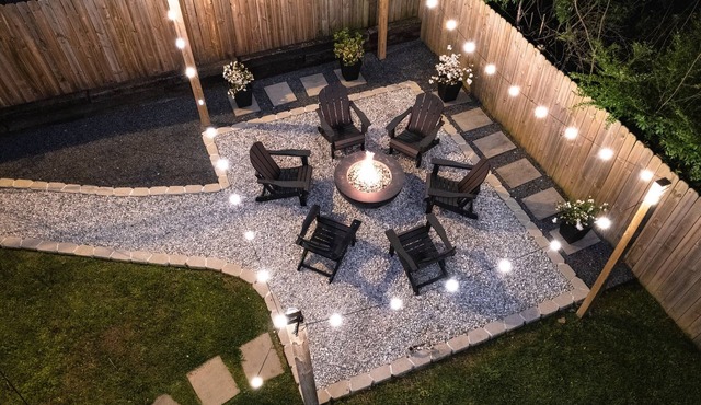 Hot Tub, Fire Pit & Murals · Near Beale St in Memphis