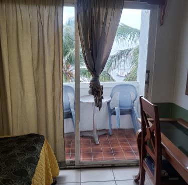 Hotel Spindrift & Golf Cart Rental