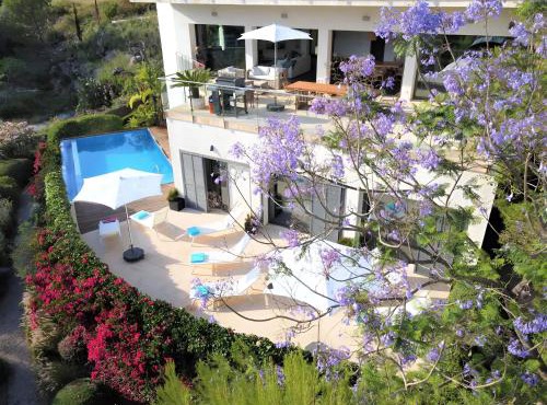 Idyllic 6 bed villa stunning sea view salt pool in Sóller