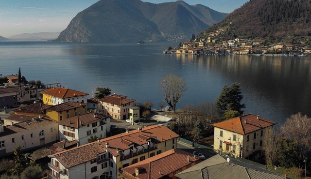 Just a dip away from Lake Iseo is this beautiful apartment in Sulzano