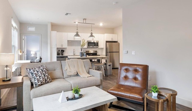 Landing | Amazing 2BD, Gym, Game Room in Orlando