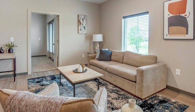 Landing | Incredible 2BD, Yoga Studio, Gym in Memphis