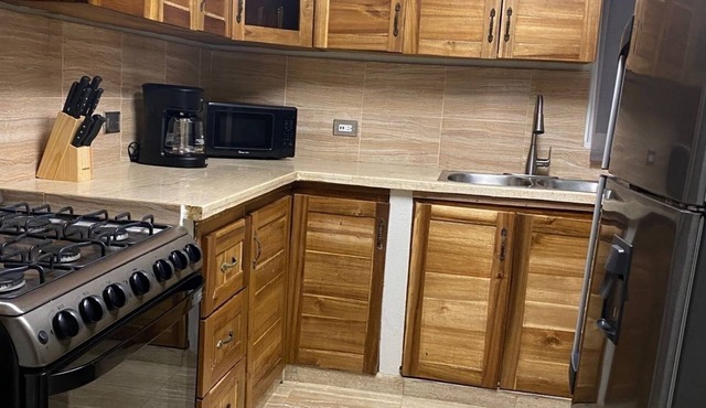 Luxury 2BR 2BA APT W. AC & Garage in Lavapié