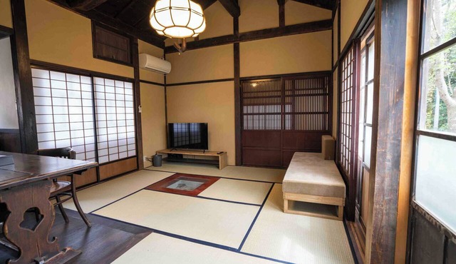 Magoichi: A Traditional Japanese House Condominium Available for Entire-Property Rentals in 加賀市橋立町