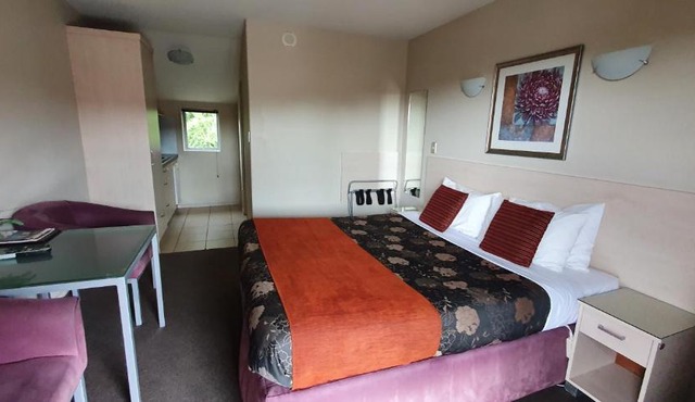 Majestic Court 807 - Central Christchurch Studio in Christchurch