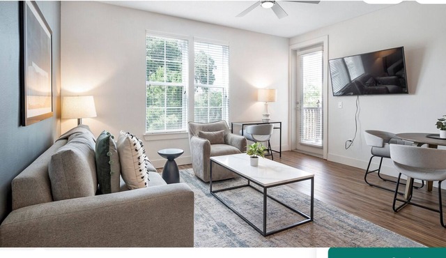 Min’s from AdventHealth Hsptl! Washer/Dryer, parking,pet friendly& all amenities in Orlando