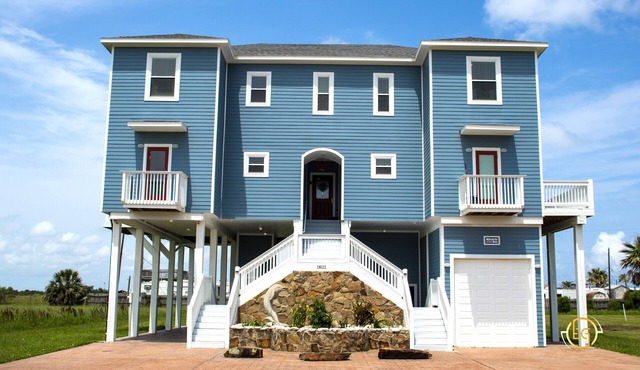 Miracle of the Sea with Elevator, Miracle of the Sea the perfect place to relax in Galveston