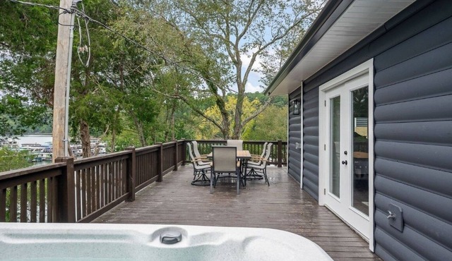 Mitchell Creek Marina Villa 2 in Allons