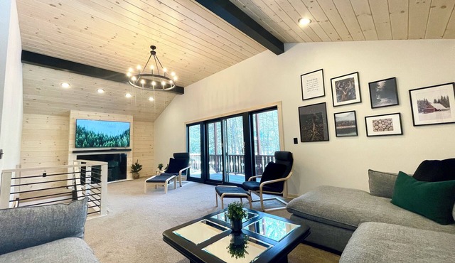 Modern Cottage between Stratton and Mount Snow in Wardsboro
