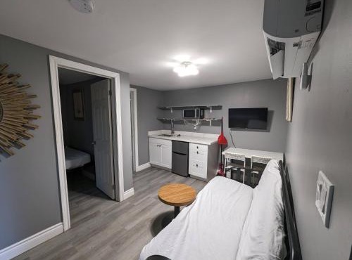Modern Tiny Wood Cottage 03 in Wasaga Beach