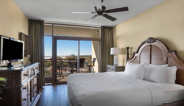 Modern Villa | Pool, Spa & Lazy River | Near Shops & Theaters in North Myrtle Beach
