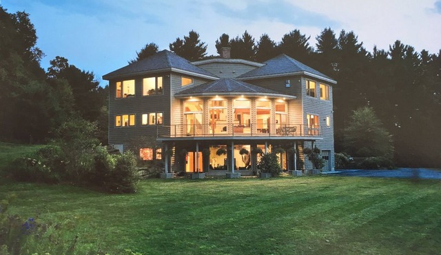 Mountaintop Modern Home, spacious living areas, outdoor venues & lovely vistas in Shelburne Falls