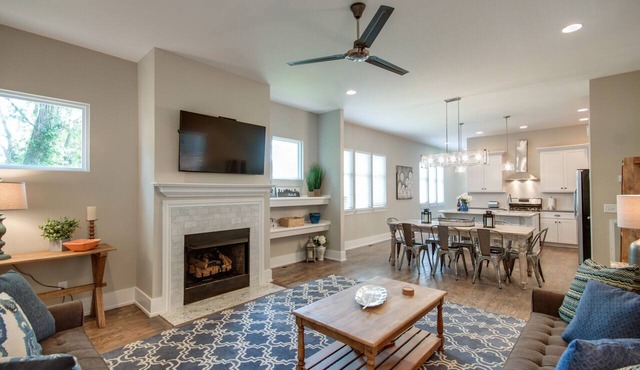 NEW, Hip Nashville House - PRIME LOCATION! in Nashville