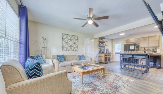 New home minutes to Downtown Knoxville or UT and 30 minutes to Pigeon Forge in Knoxville