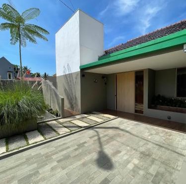 Ngumbara House in Tasikmalaya
