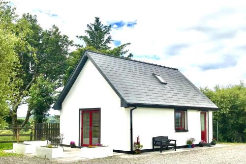 Peaceful Red Deer Cosy Apt in Letterfrack near The Connemara National Park in Letterfrack