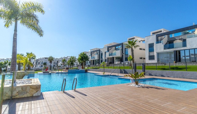 Penthouse Oasis beach IX Punta Prima in Torrevieja