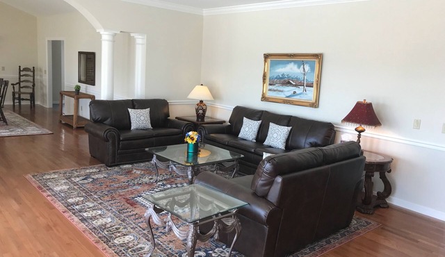 Petit Jean Cliffside Retreat in Morrilton
