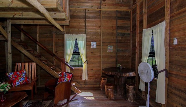 Pilgrims Paradise Cabin 2