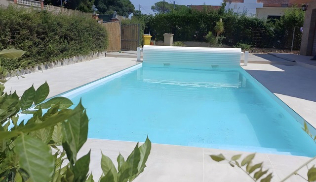 Pool and Nature Just 20km from Costa Brava Beaches in Sils