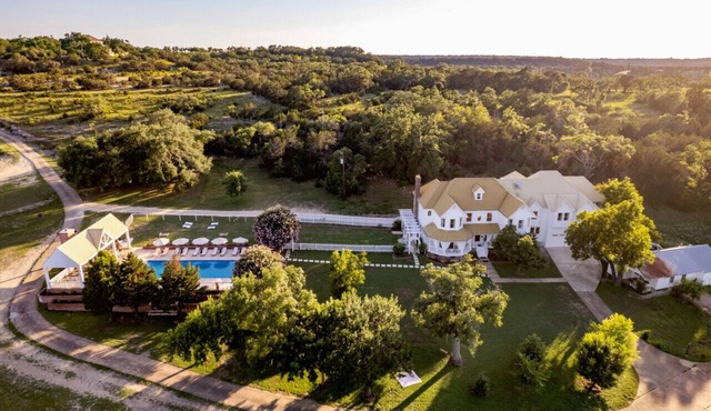 Pool, Pickleball, Indoor/Outdoor Games, Sleeps 30+ in Dripping Springs