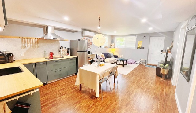 Private Basement + Self Check-in + Kids/Family + Parking in Bedford