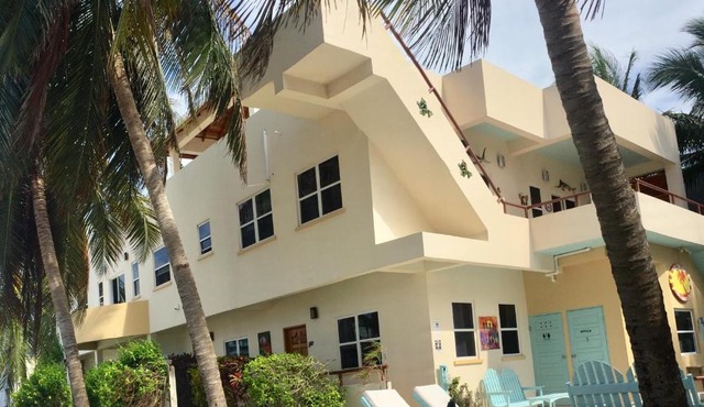 Pura Vida Inn
