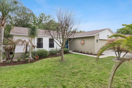 Quiet 3 Bed 2 Bath Retreat in Sanford