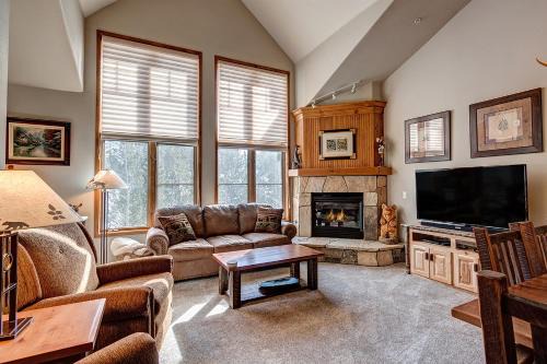 Riverbend Lodge 201 by Great Western Lodging in Breckenridge